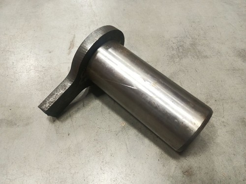 Палец стрела-башня нижний CDM1650W