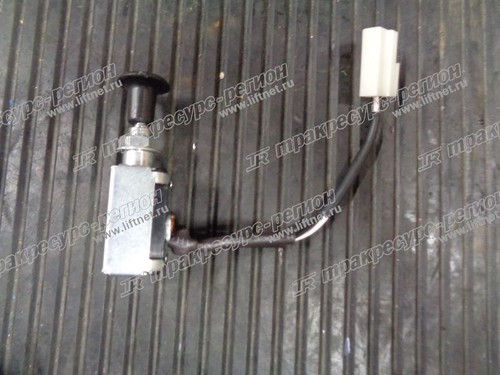 Выключатель фар E106B75E0