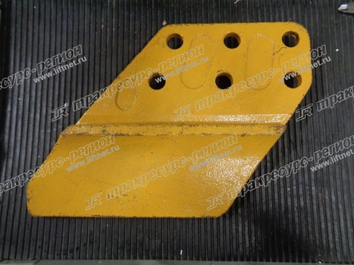 Бокорез ковша правый CDM6266