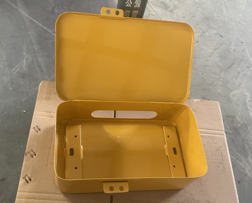 Коробка для предохранителей 251703060