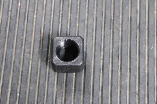 Гайка болта башмака гусеницы 60200009178