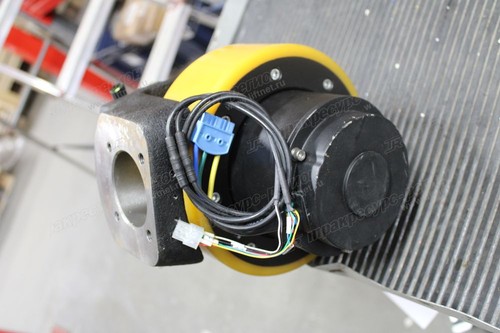 Ведущее колесо в сборе с редуктором и электромотором 508598510003