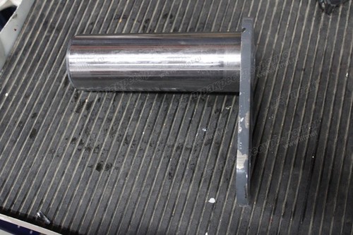 Палец коромысла нижняя LG833G