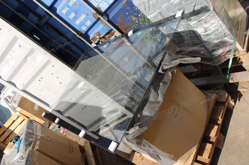 Стекло заднее с подогревом LG833G