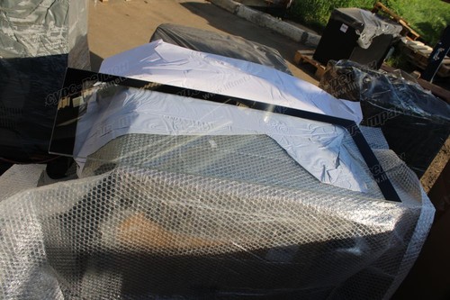 Стекло заднее левое LG833G