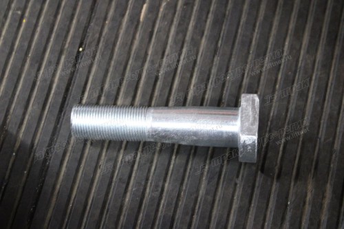 Болт крепления диска (шпилька) CDM876G