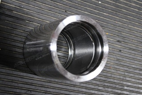 Втулка пальца ковша нижний CDM856G