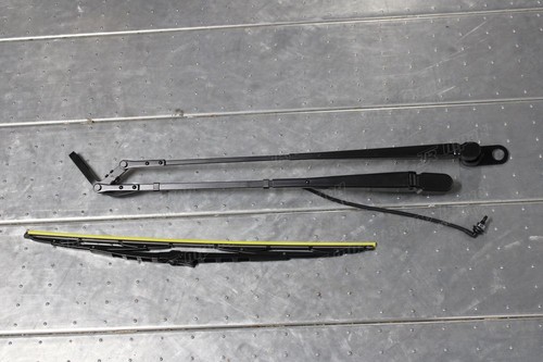 Щетка переднего стеклоочистителя LG833G