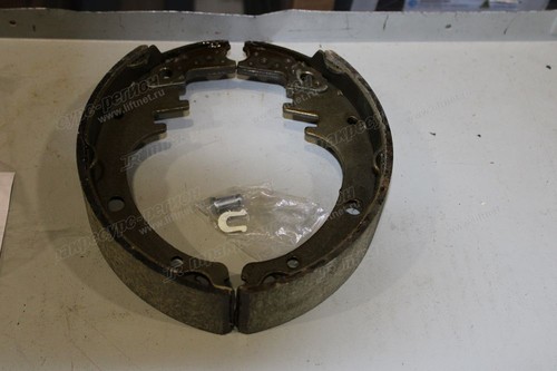 Колодка тормозная 9291513-00