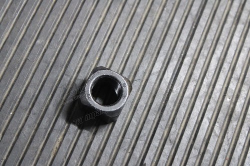 Гайка башмака CDM6376, CDM6396