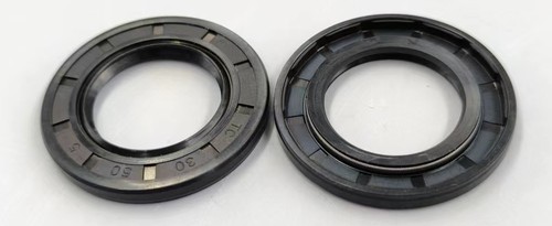 Сальник шкворня 3EC-24-51360