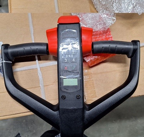 Ручка в сборе 22100100020