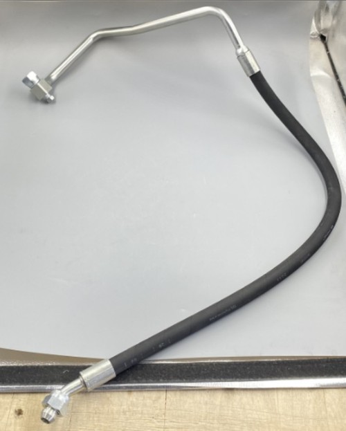 Трубка от насоса к распределителю CPCD30/35