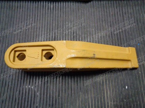 Зуб ковша 19900000584