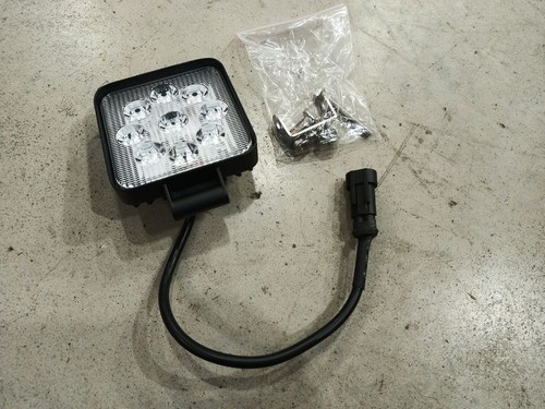 Фара рабочая LED SY-2093/60400010432