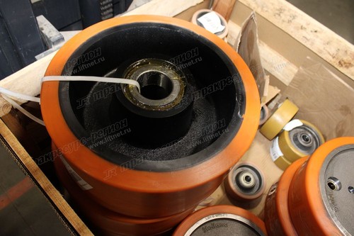 Колесо грузовое 370x160 PU