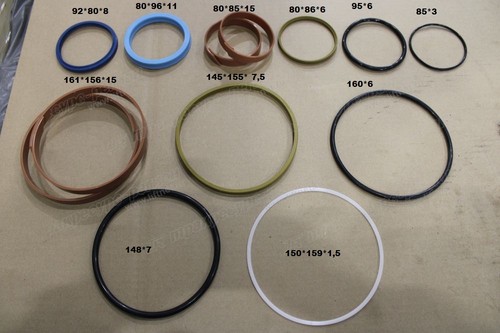 Ремкомплект гидроцилиндра ковша 860104209