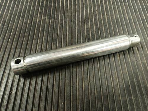 Шкворень E2DEC6C43