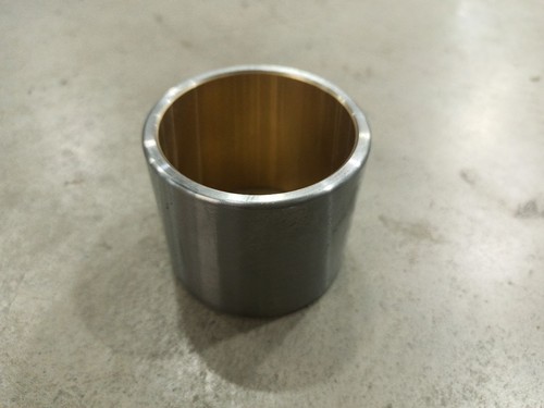 Втулка пальца рама - опора поворотная CDM83