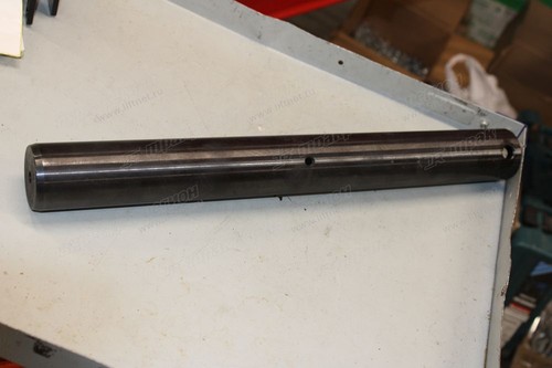 Палец (балансир) крепления моста  CDM83