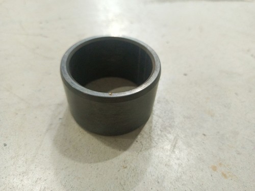 Втулка пальца цилиндра задний CDM83
