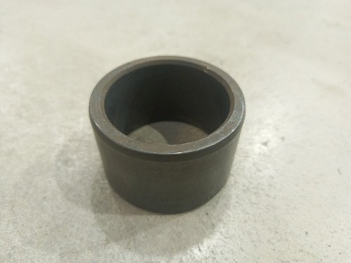 Втулка вала верхнего пальца стрелы CDM83