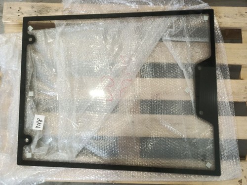 Стекло заднее (крупное) 30D5-02