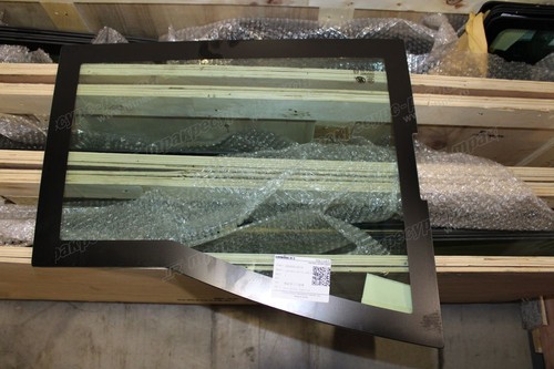 Стекло дверное, нижняя часть CDM6020