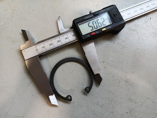 Кольцо стопорное 51451380107