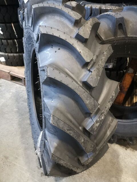 Шина MRL MRT 329 18.4-24 12PR